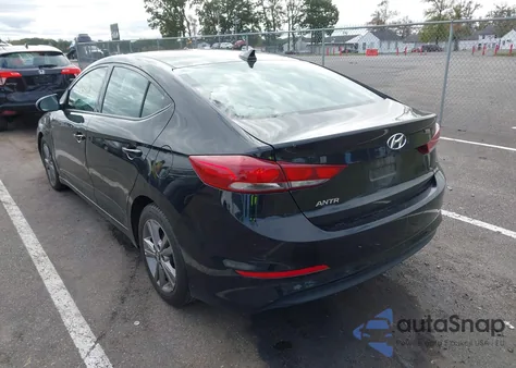 2018 Hyundai Elantra Value Edition z USA, uszkodzony, nr VIN 5NPD84LF6JH291531
